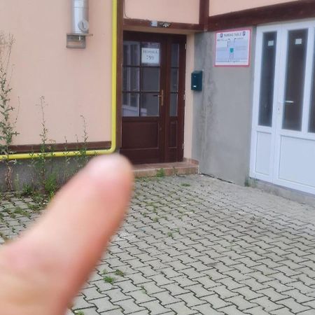 Apartman Adam Veľký Slavkov Exteriör bild